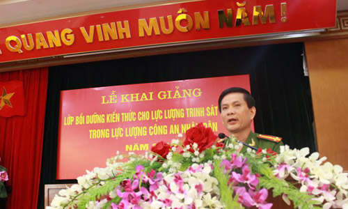 Khai giảng lớp bồi dưỡng kiến thức cho lực lượng trinh sát Hình sự trong lực lượng Ev88 dang cap thuong luu năm 2015
